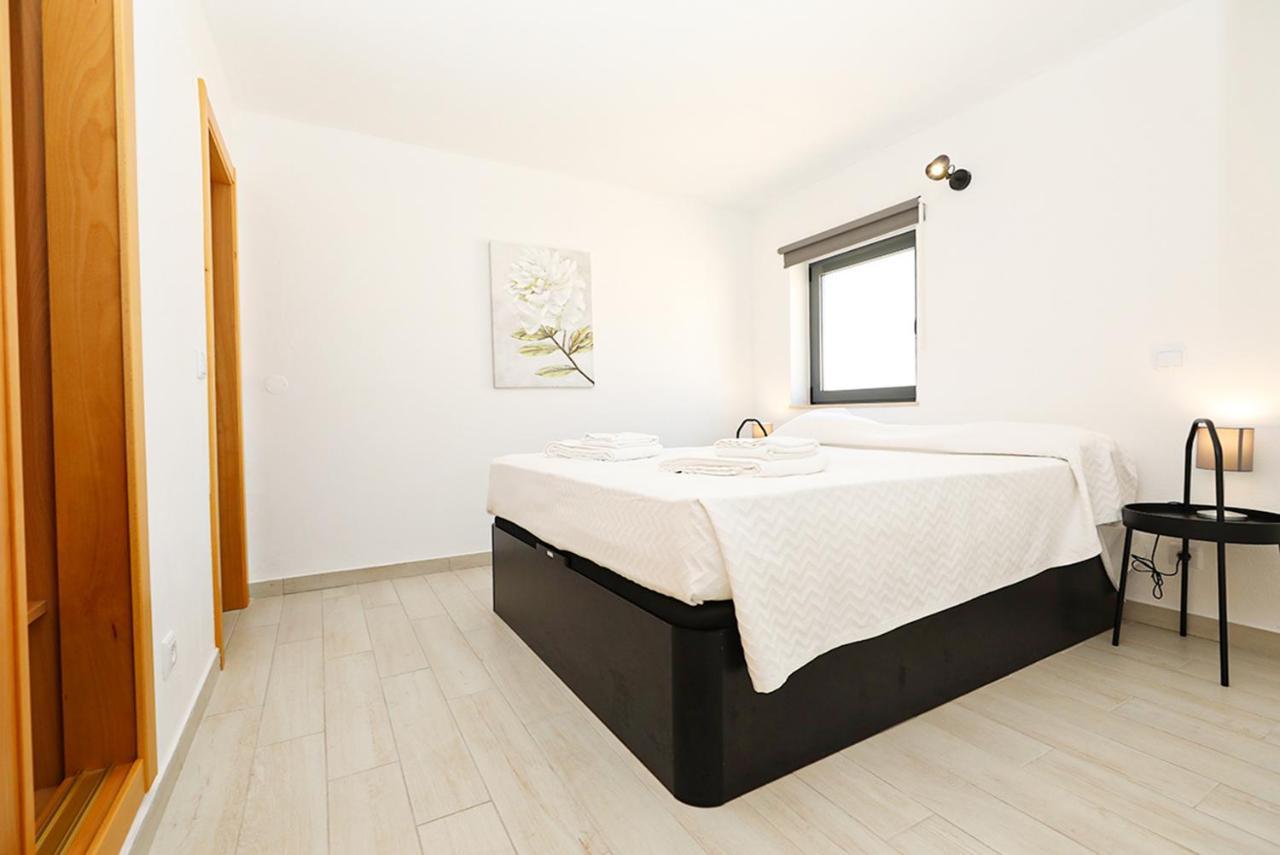 A62 - Cul De Sac Apartment In Lagos Eksteriør bilde