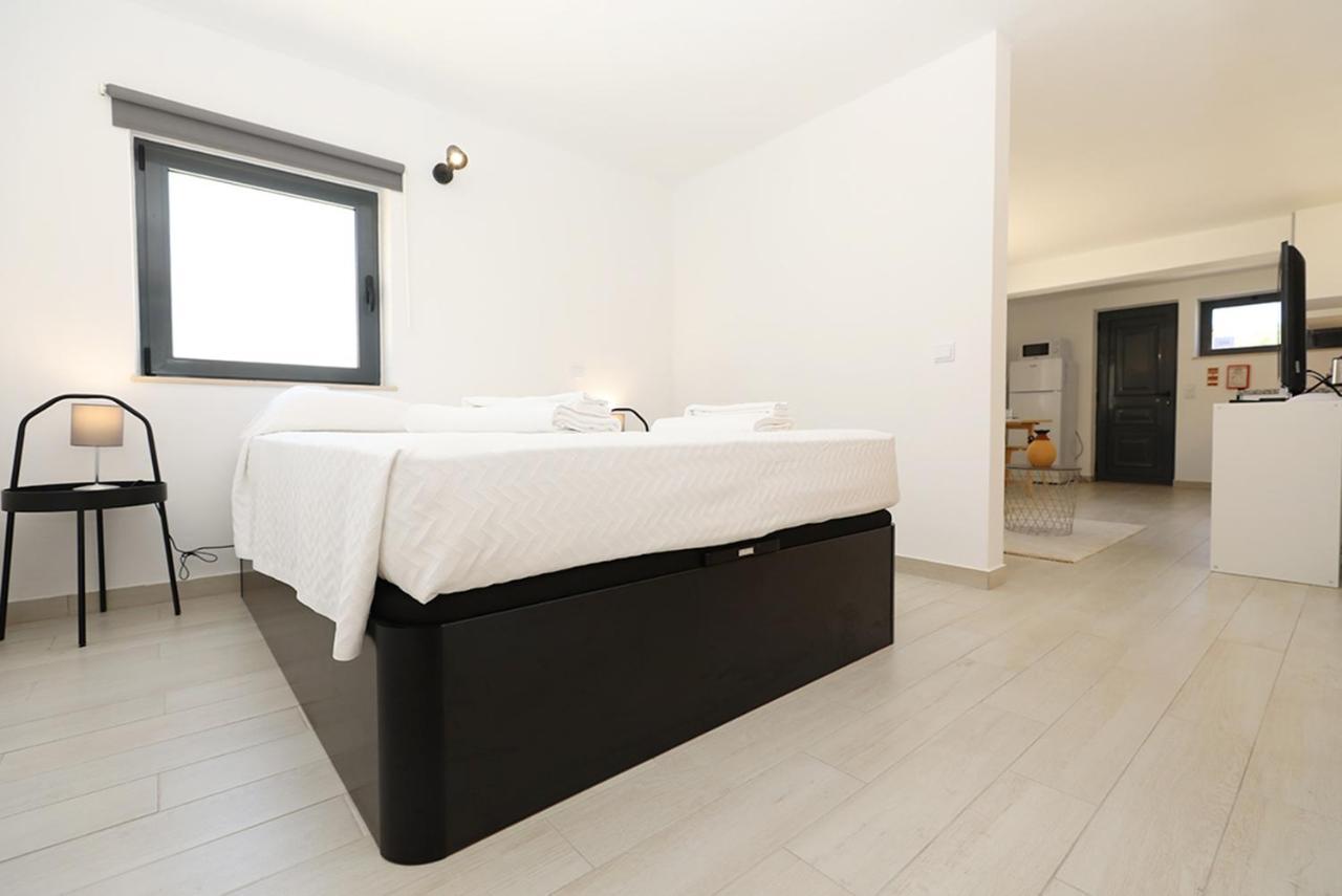 A62 - Cul De Sac Apartment In Lagos Eksteriør bilde