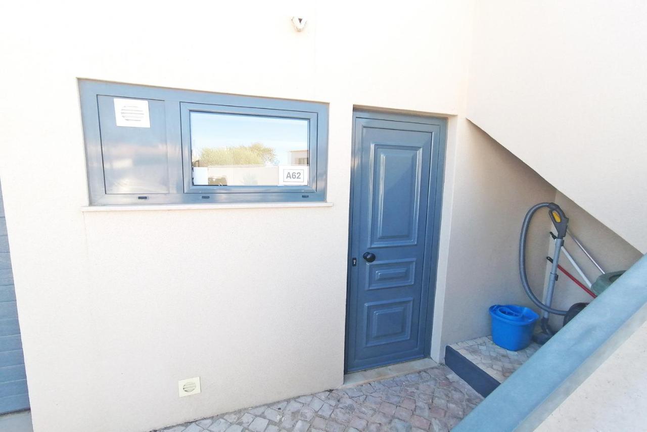 A62 - Cul De Sac Apartment In Lagos Eksteriør bilde